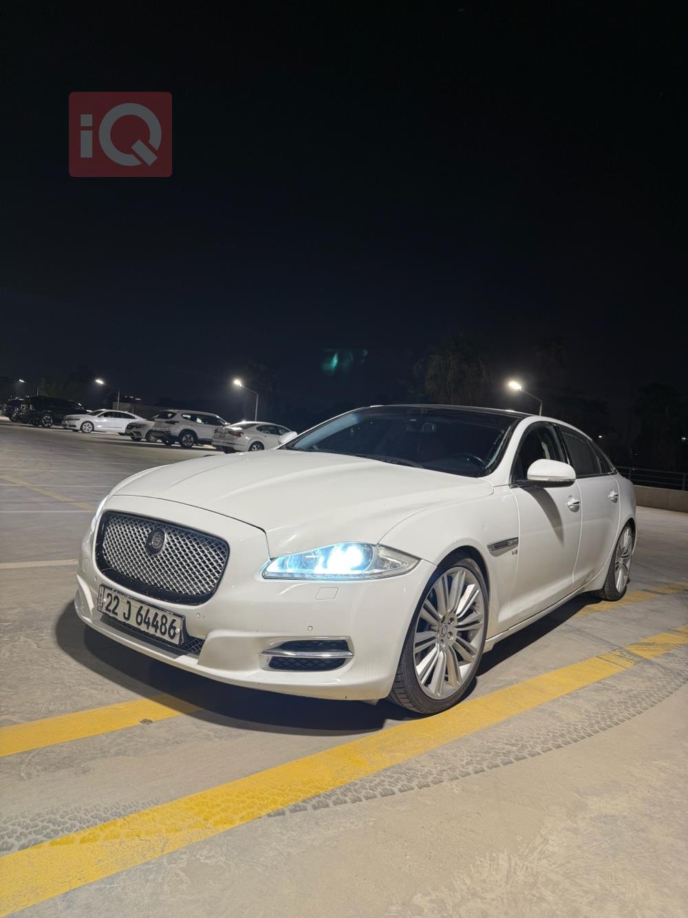 Jaguar XJ